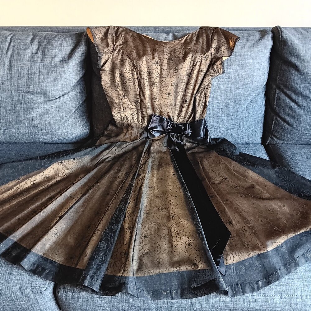 Vintage Gold and Black 1950s 1960s Formal Party Dress Floral Cap Sleeves Midi